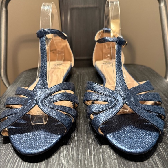 Elegant Navy Women's Sandals - Picture 2 of 11
